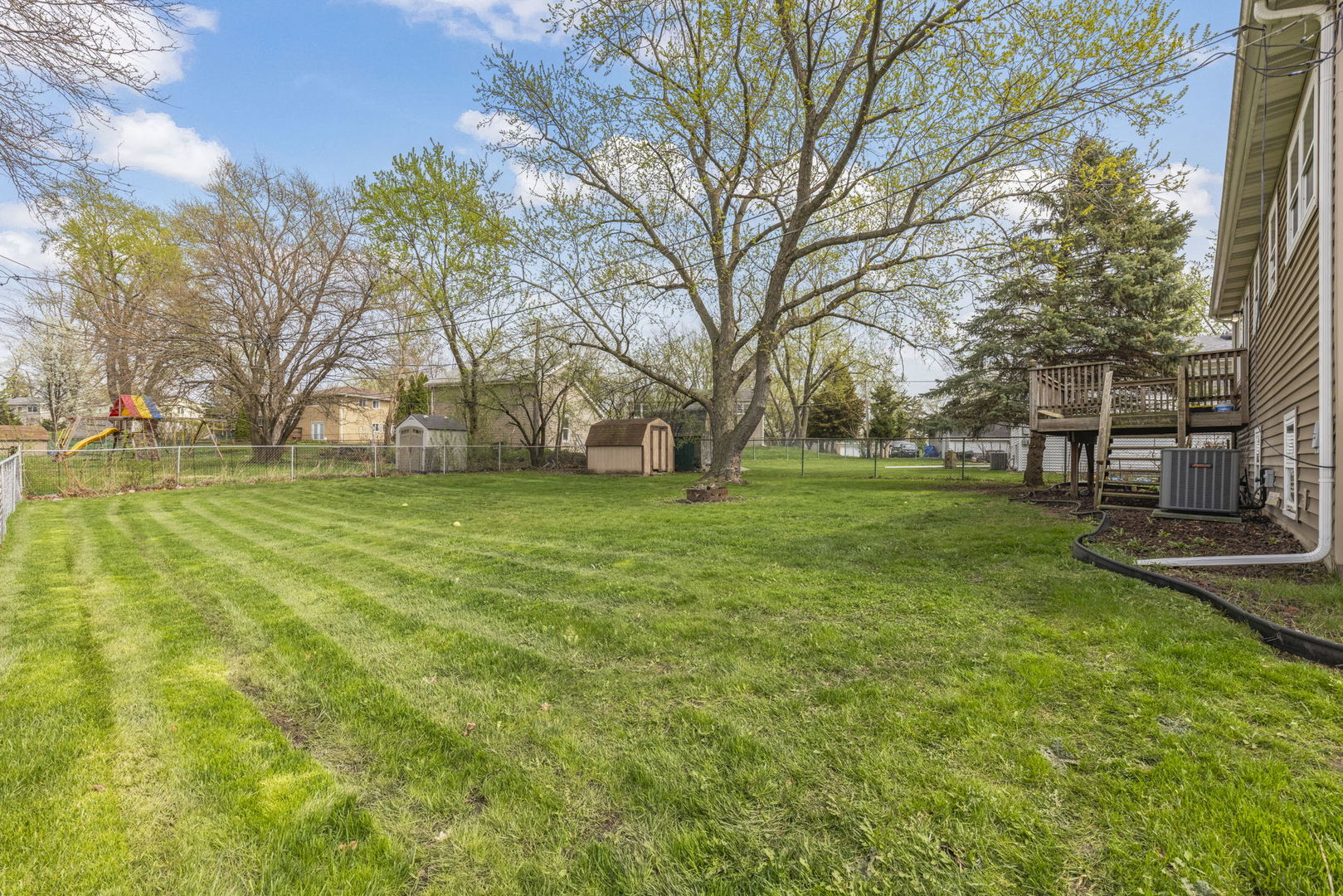 2308 Crabtree Avenue, Woodridge, IL 60517