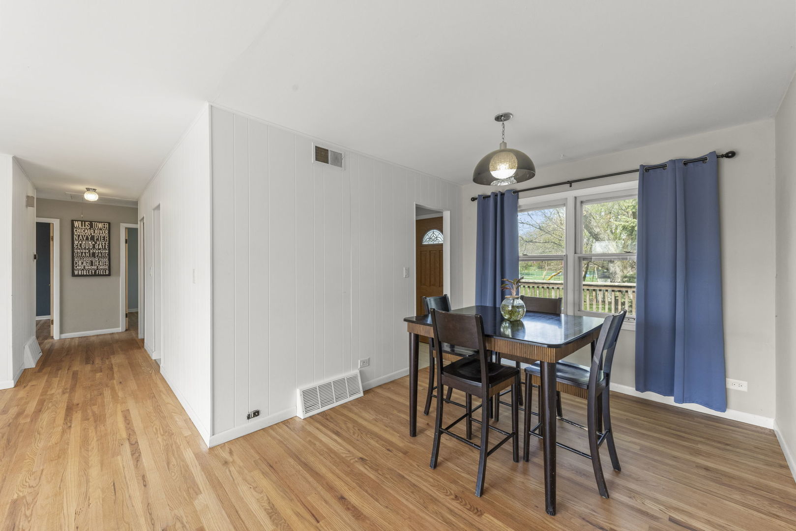 2308 Crabtree Avenue, Woodridge, IL 60517