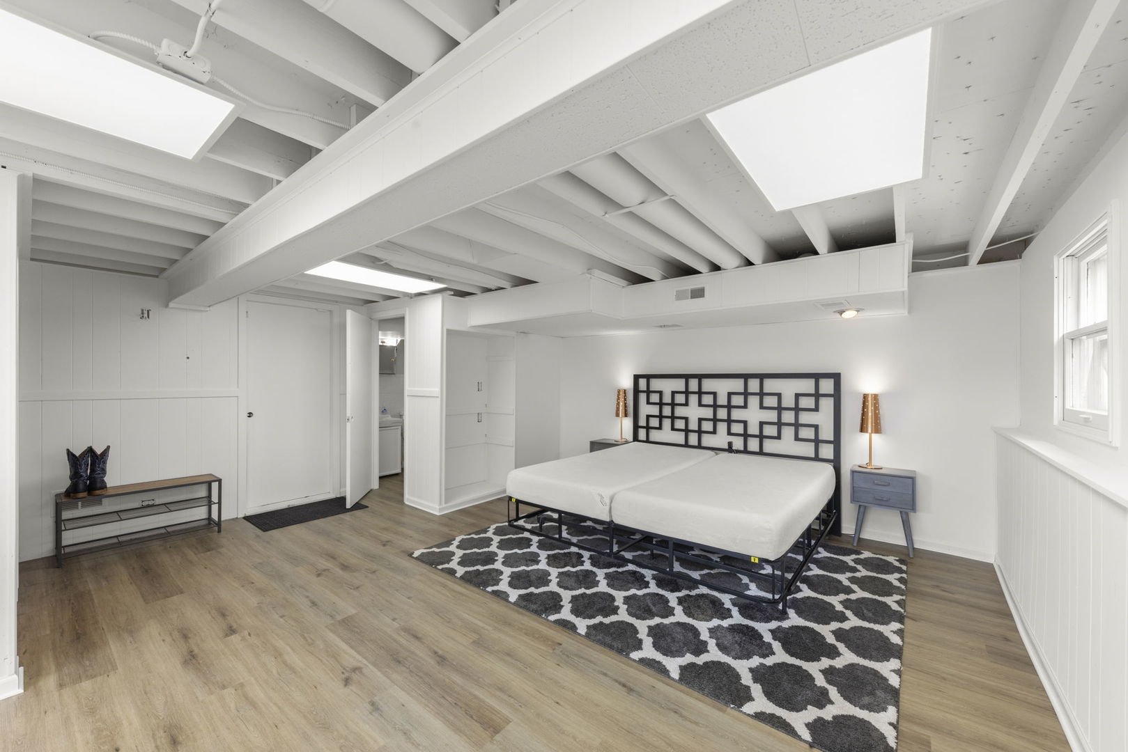 2308 Crabtree Avenue, Woodridge, IL 60517