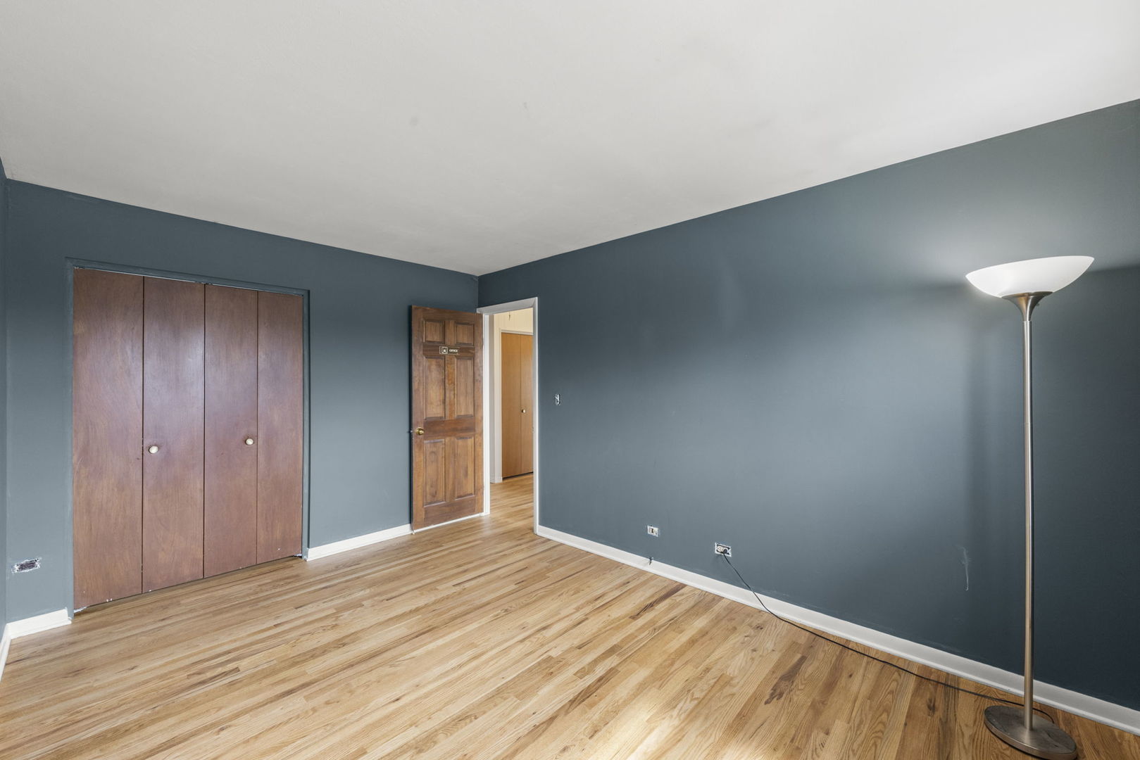 2308 Crabtree Avenue, Woodridge, IL 60517