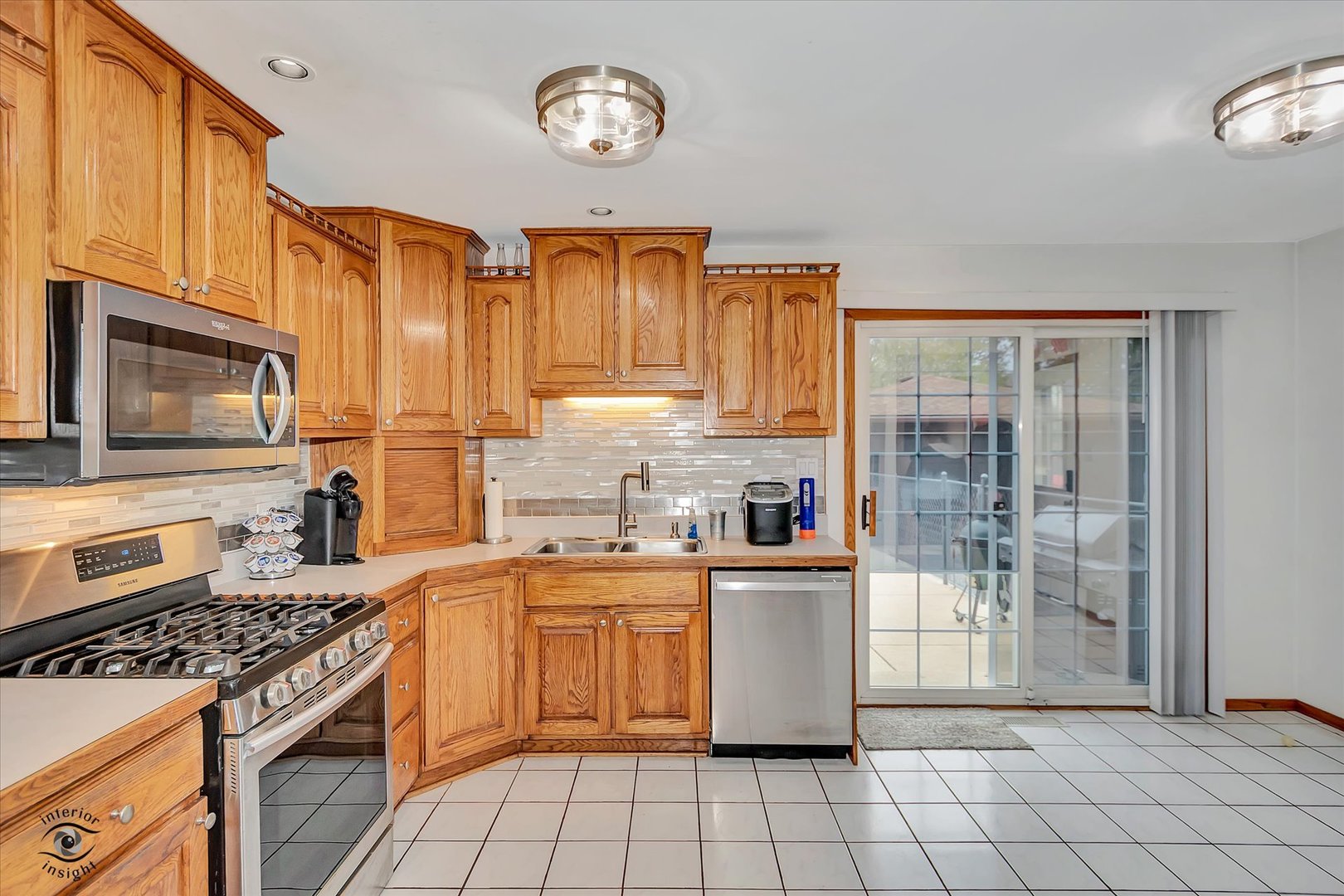 9137 Orchard Lane, Bridgeview, IL 60455