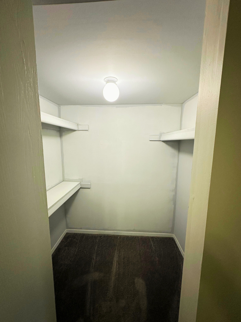 13635 Lamon Avenue #A17, Crestwood, IL 60418