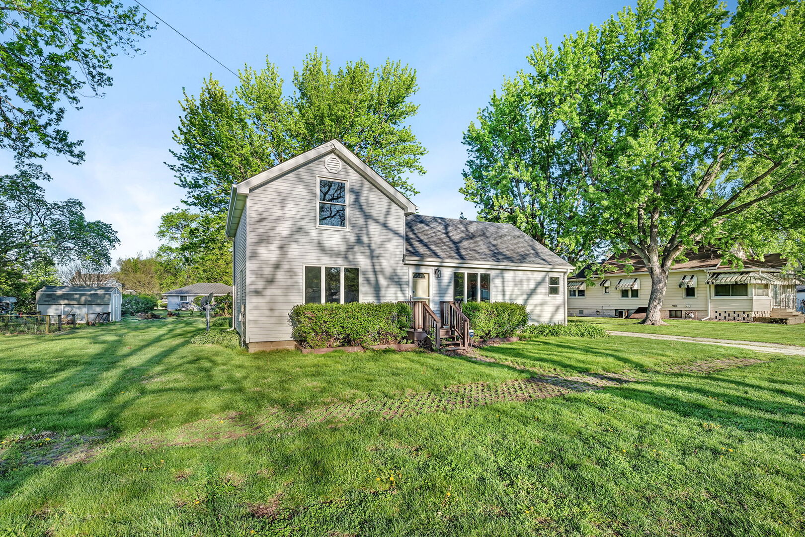 303 S Jackson Street, Gardner, IL 60424