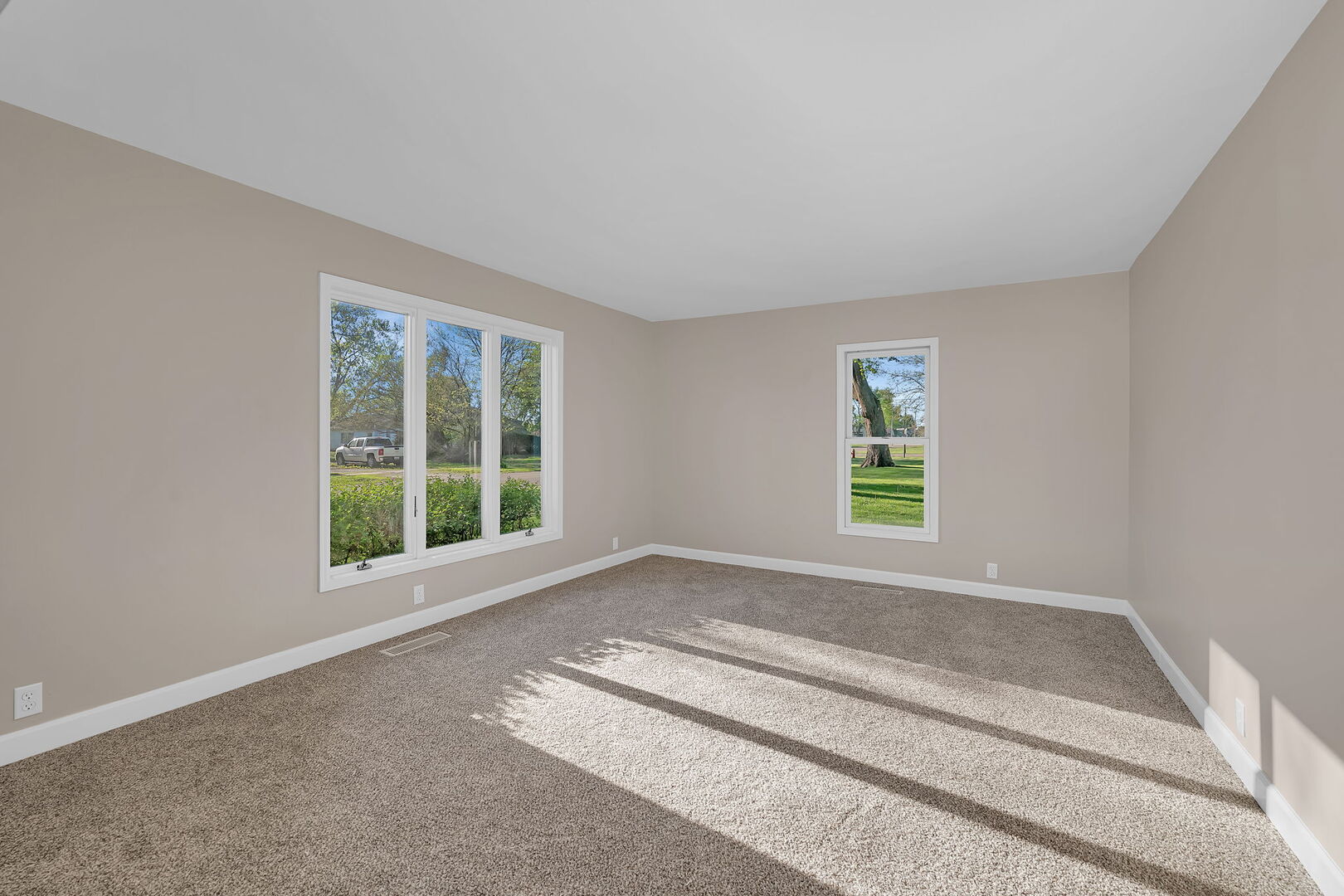 303 S Jackson Street, Gardner, IL 60424