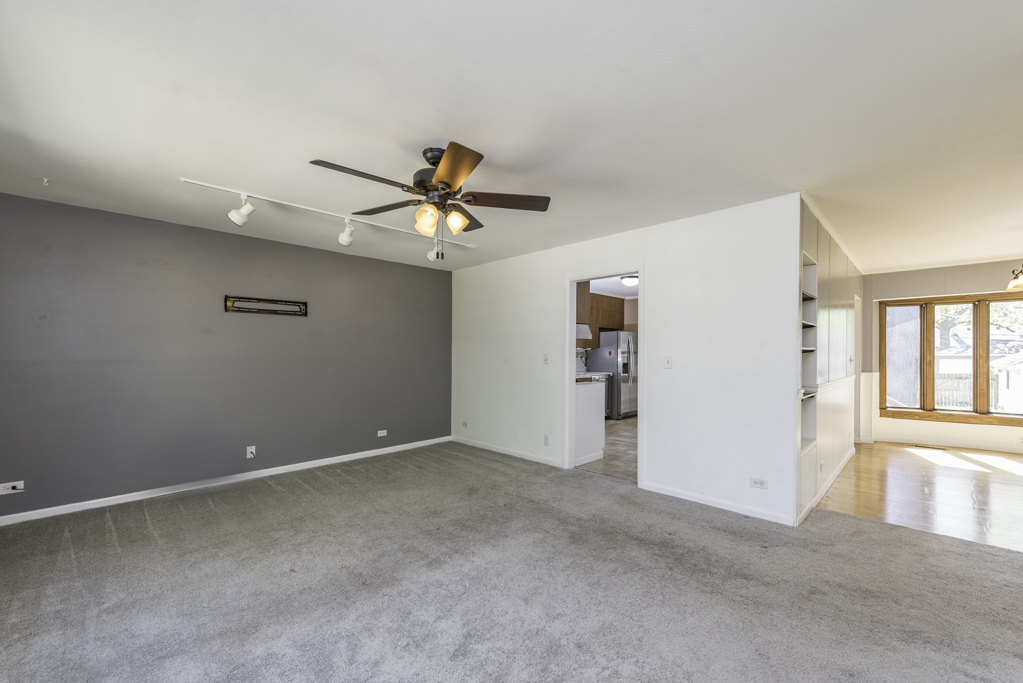 1316 N Ash Street, Waukegan, IL 60085