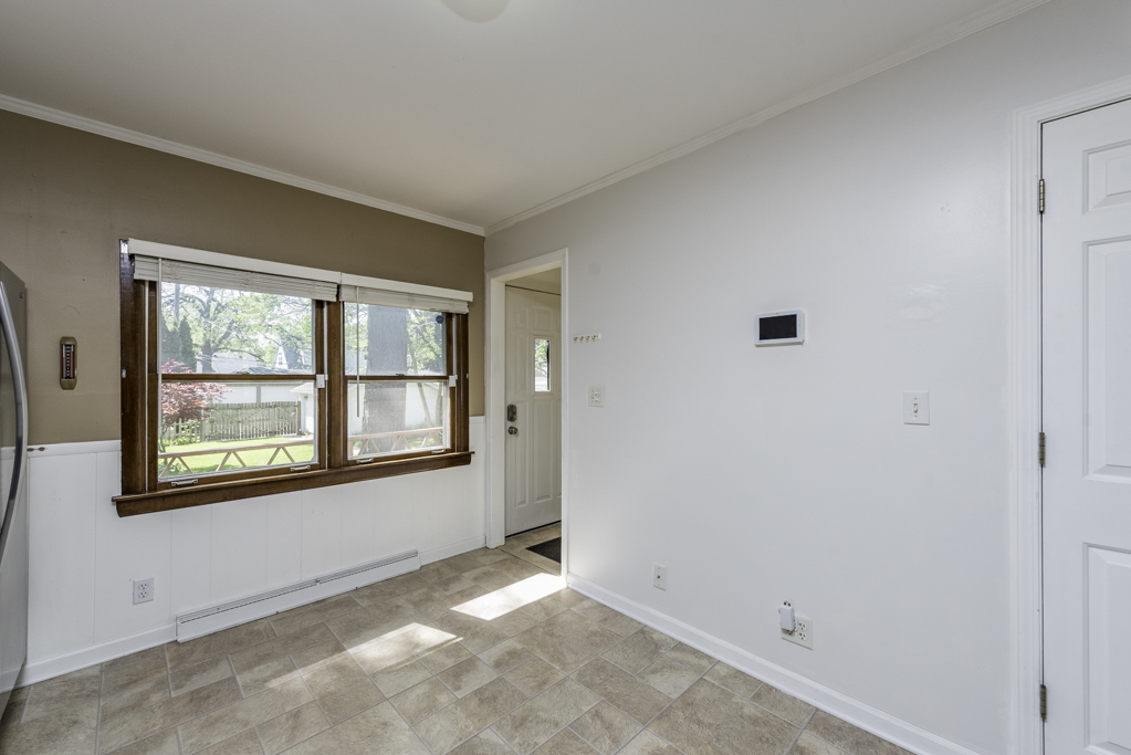 1316 N Ash Street, Waukegan, IL 60085