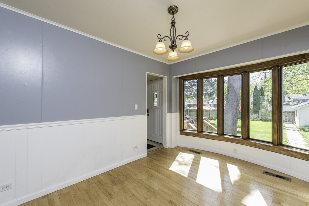 1316 N Ash Street, Waukegan, IL 60085