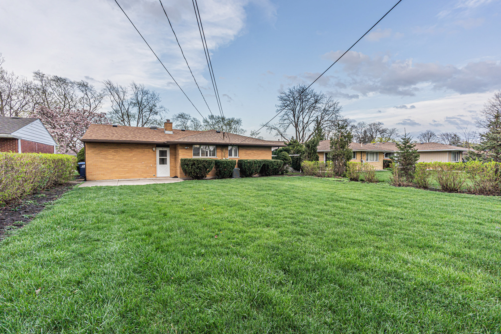 650 Patricia Lane, Des Plaines, IL 60016