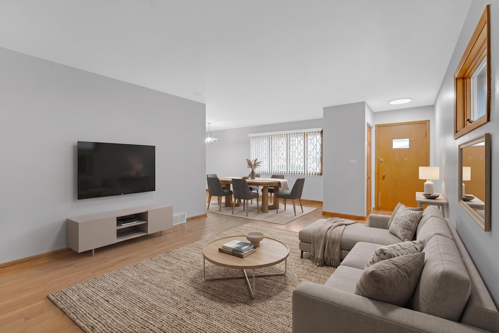 650 Patricia Lane, Des Plaines, IL 60016