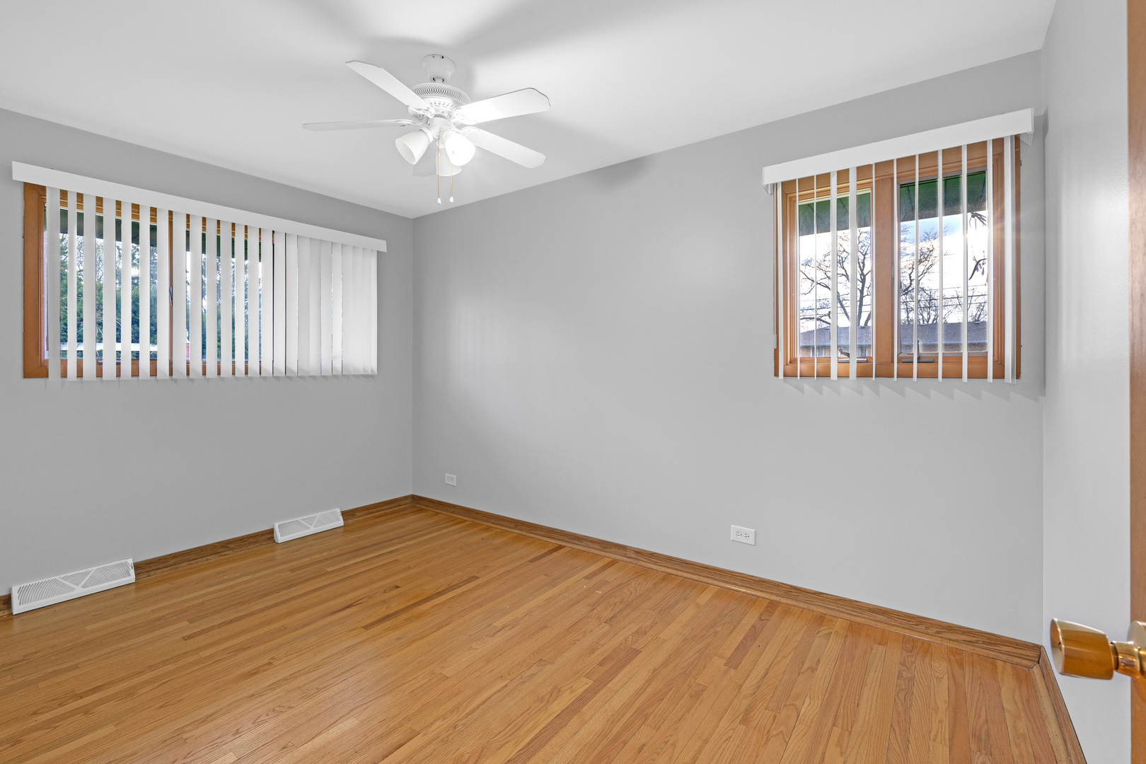 650 Patricia Lane, Des Plaines, IL 60016