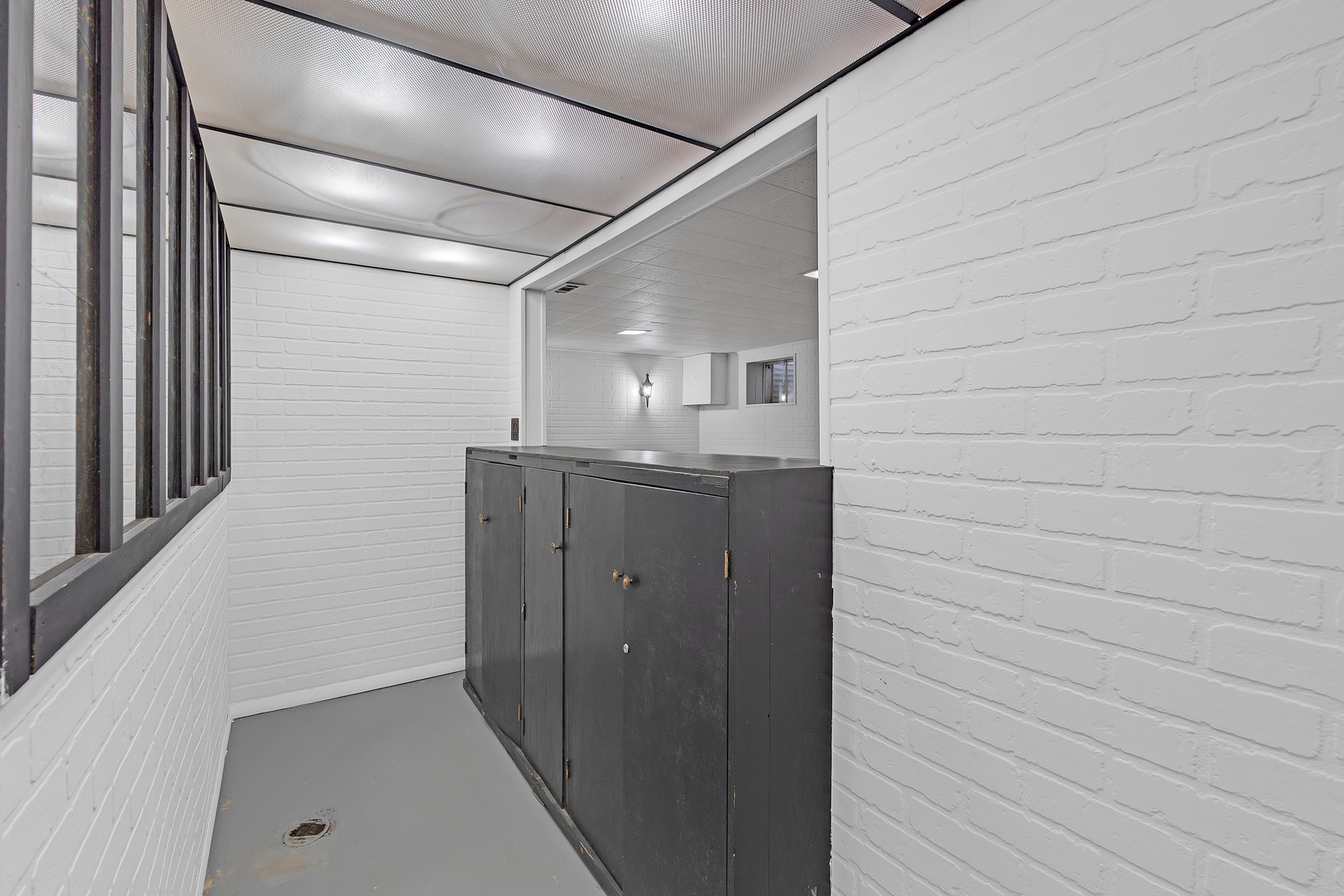 650 Patricia Lane, Des Plaines, IL 60016