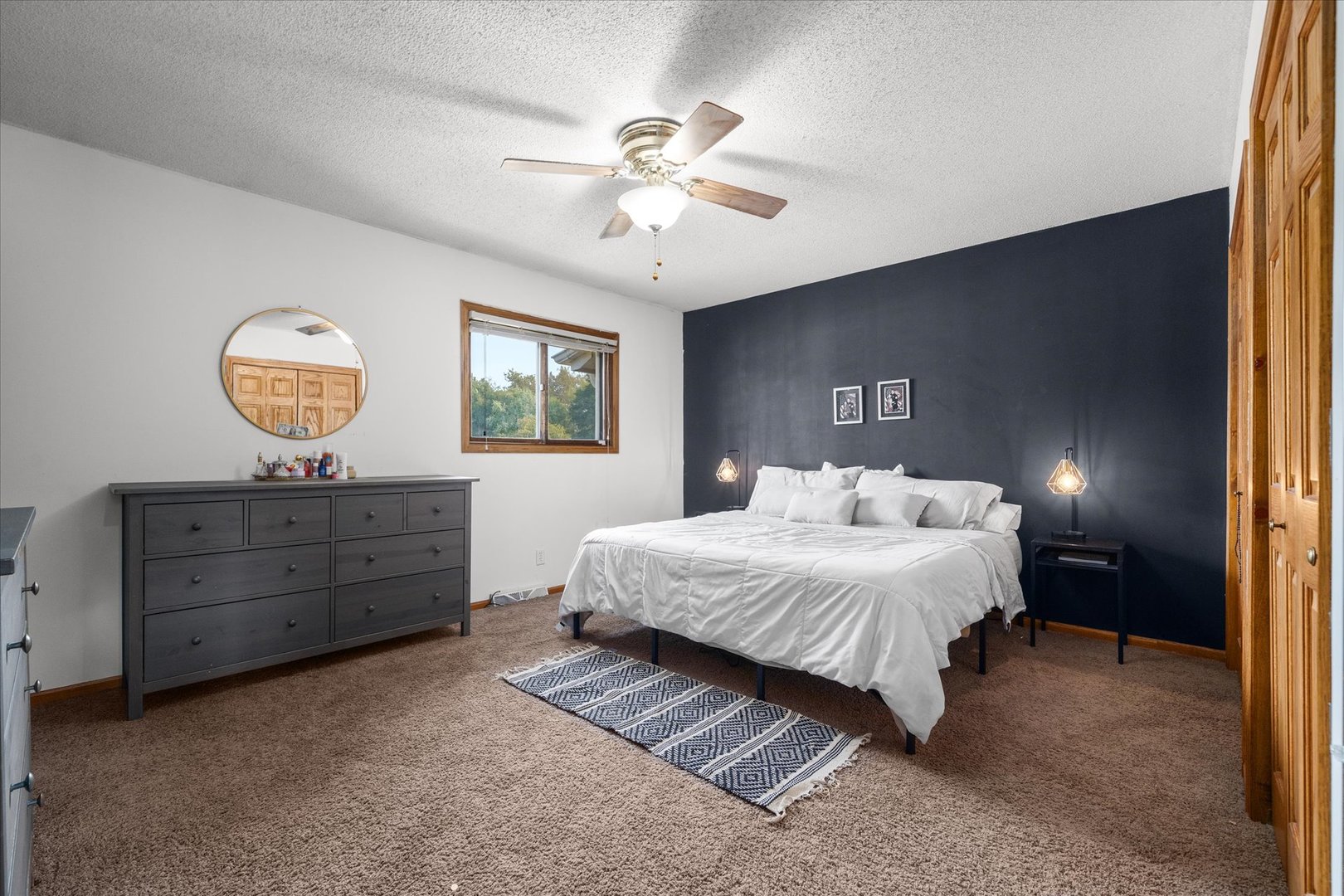 750 Forest Park Drive, Dixon, IL 61021