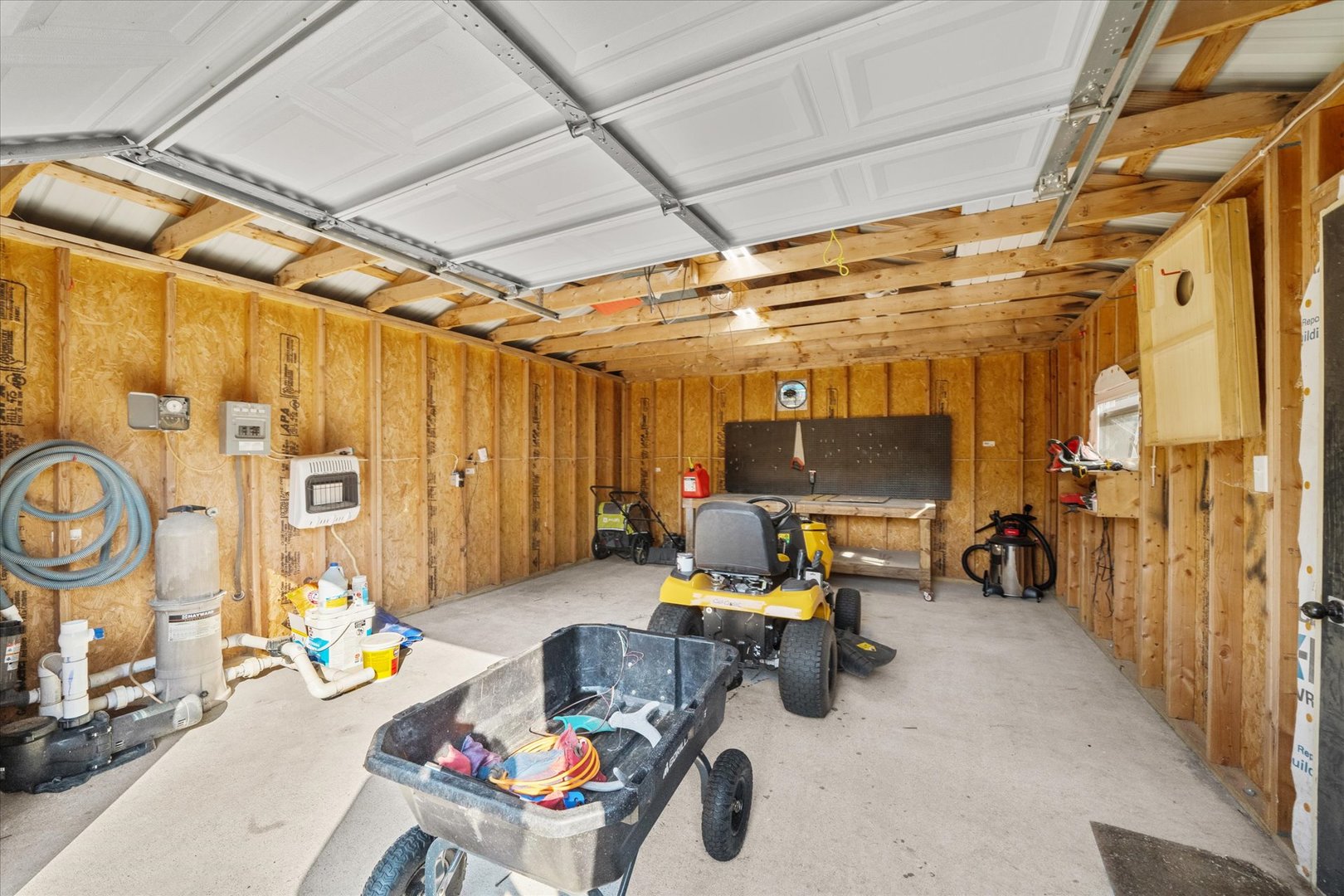 750 Forest Park Drive, Dixon, IL 61021