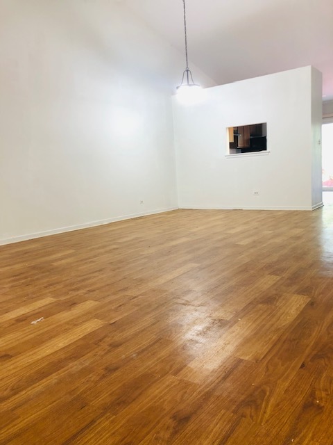 41 Bedford Road, Mundelein, IL 60060