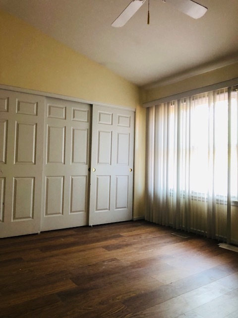 41 Bedford Road, Mundelein, IL 60060