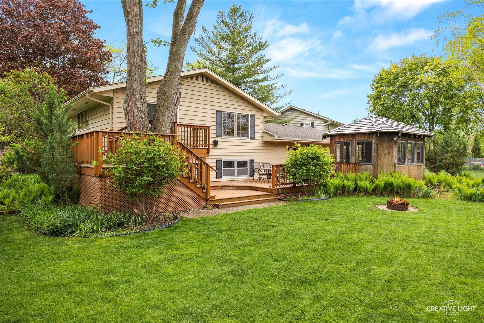 712 Westfield Drive, St. Charles, IL 60174