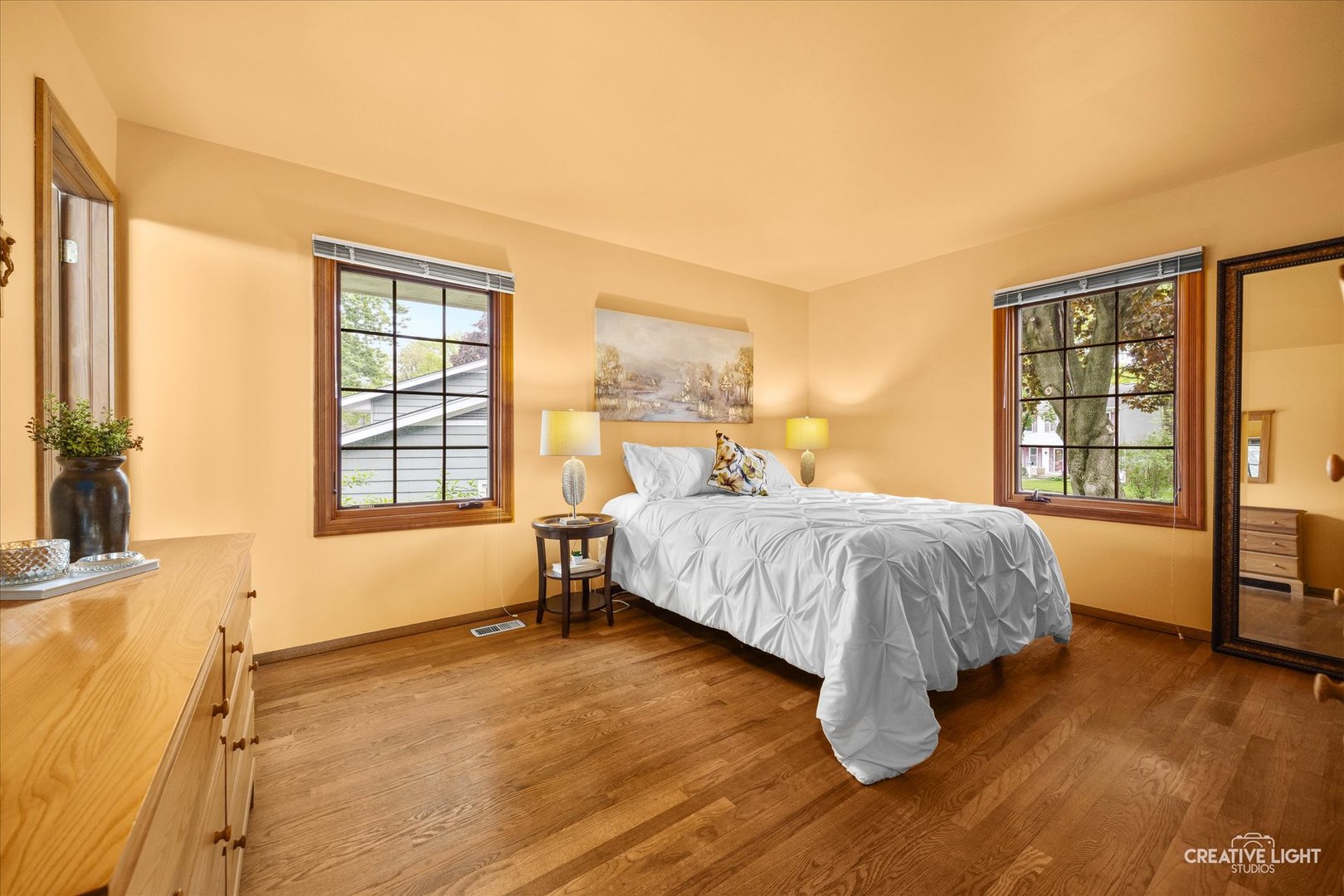 712 Westfield Drive, St. Charles, IL 60174
