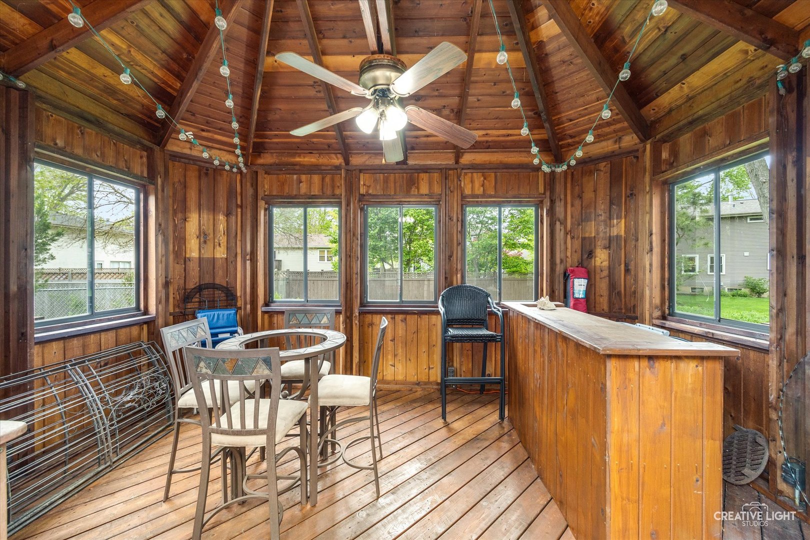 712 Westfield Drive, St. Charles, IL 60174