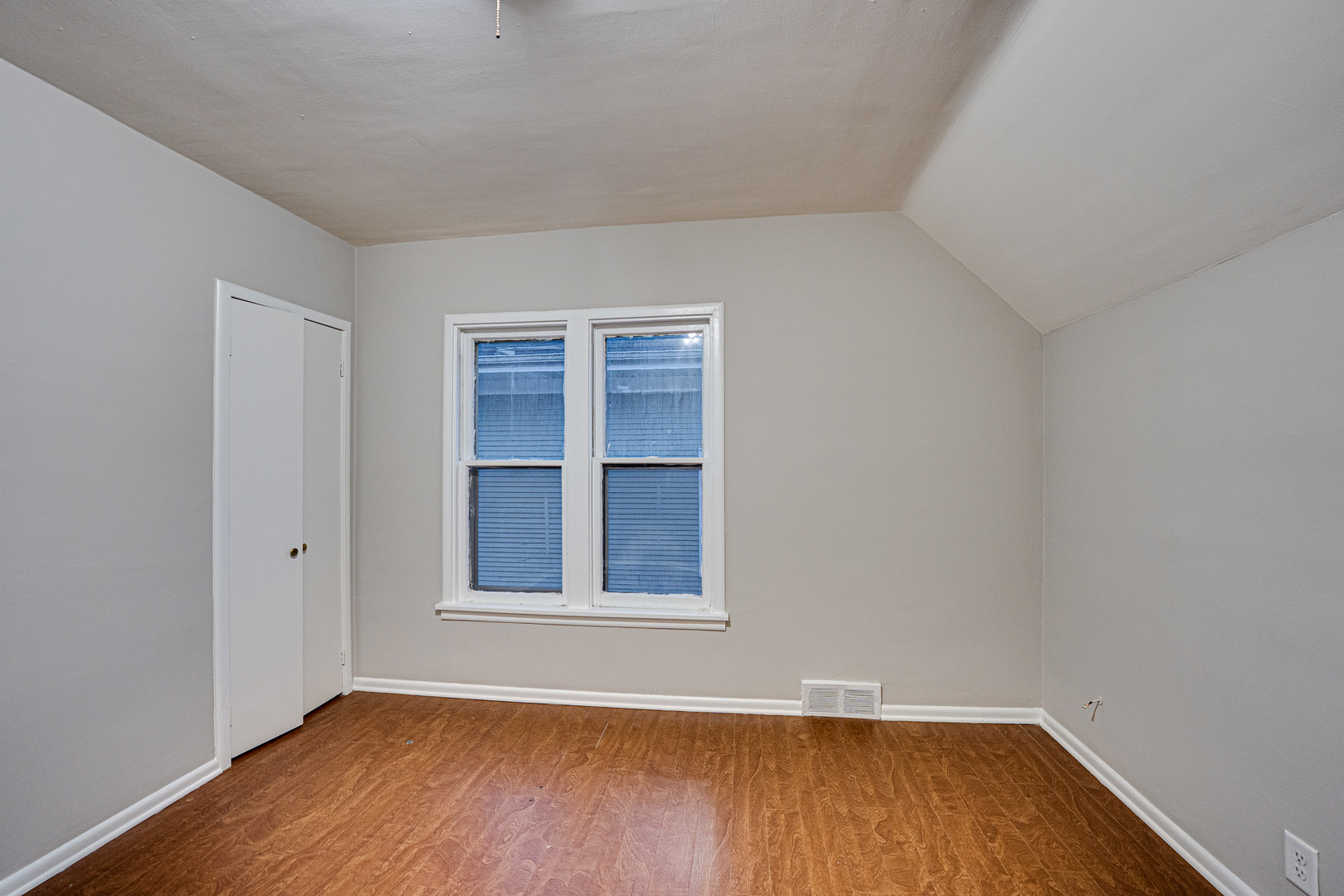 735 Sexton Street #2, Aurora, IL 60505