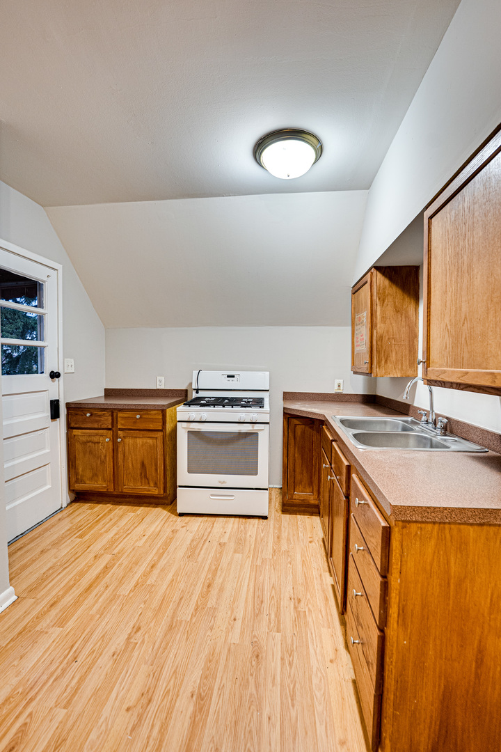 735 Sexton Street #2, Aurora, IL 60505