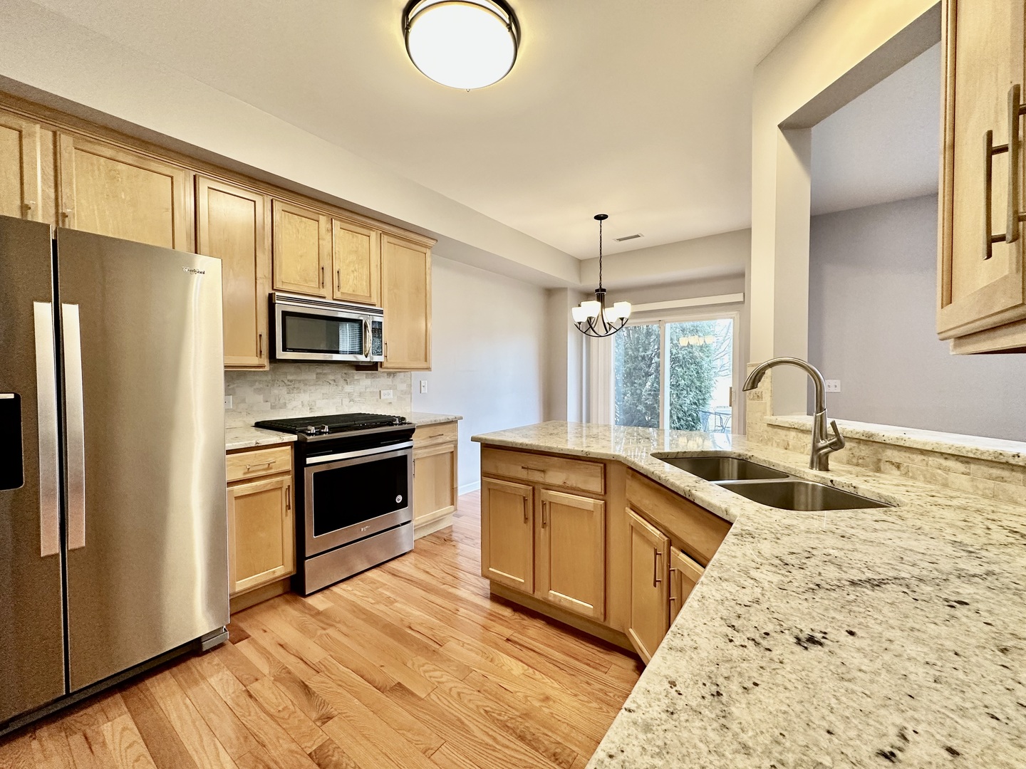 3329 Bromley Lane #3329, Aurora, IL 60502