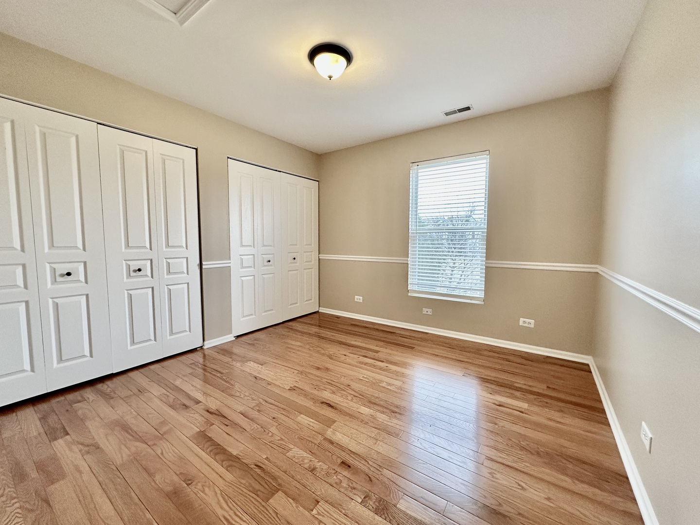 3329 Bromley Lane #3329, Aurora, IL 60502