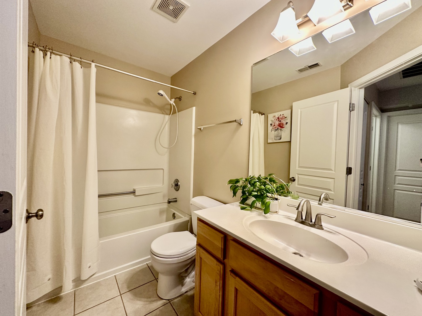 3329 Bromley Lane #3329, Aurora, IL 60502