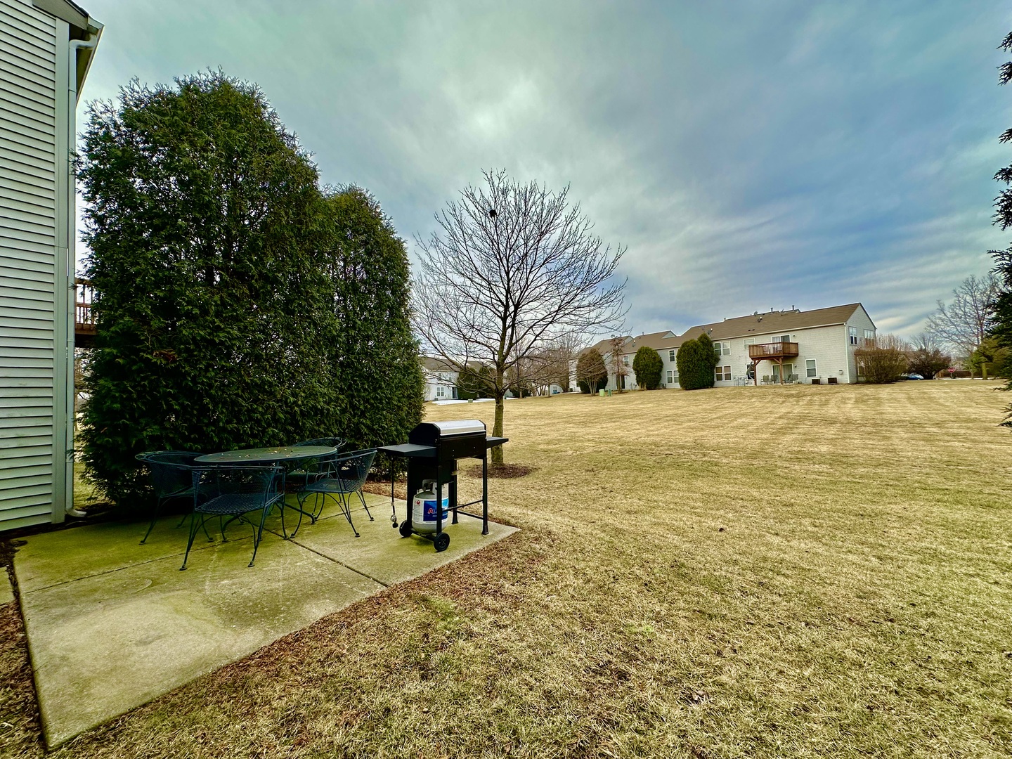 3329 Bromley Lane #3329, Aurora, IL 60502