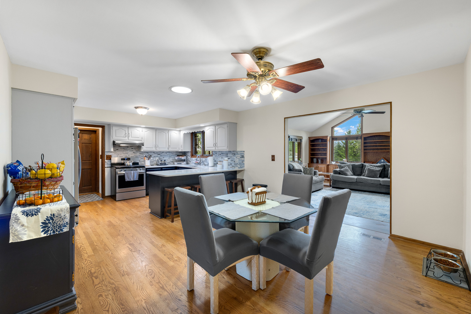 301 Lilas Court, New Lenox, IL 60451