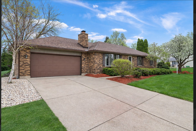 301 Lilas Court, New Lenox, IL 60451