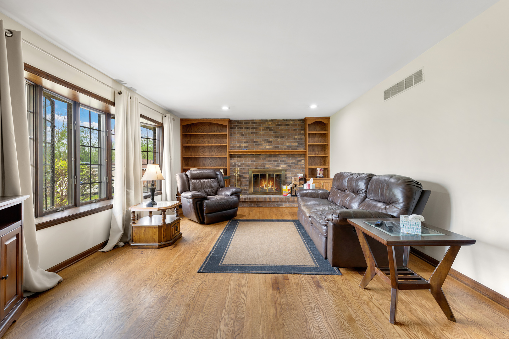 301 Lilas Court, New Lenox, IL 60451