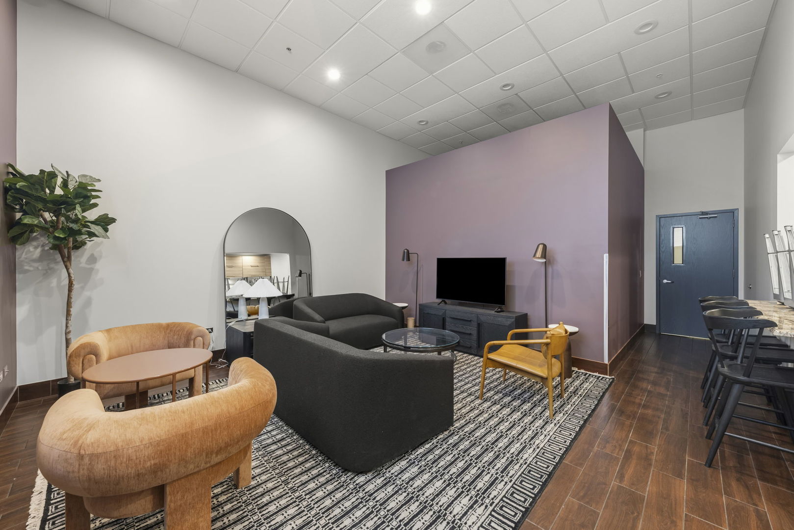 645 N Kingsbury Street #2202, Chicago, IL 60654