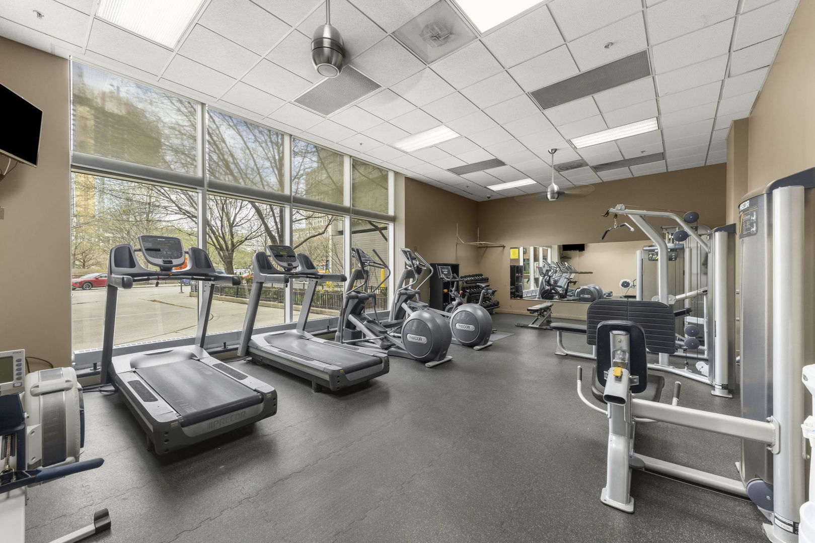 645 N Kingsbury Street #2202, Chicago, IL 60654