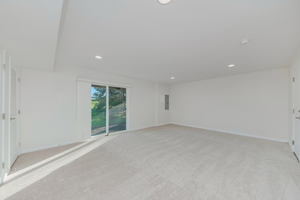 212 Commerce Street, Aurora, IL 60504