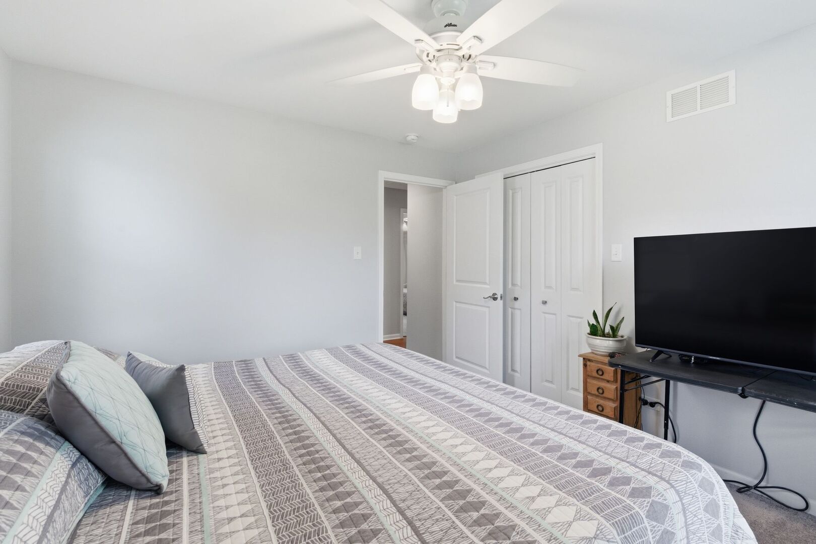 1520 Hosmer Street, Joliet, IL 60435