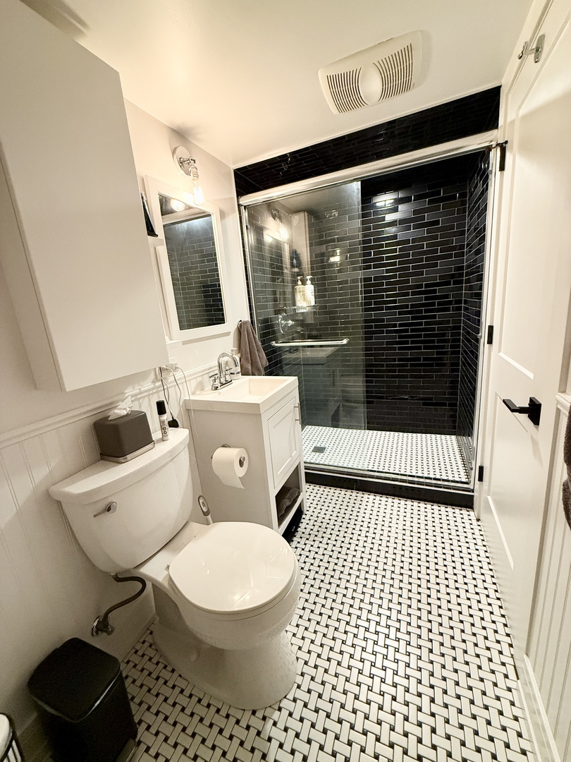 2120 N 76th Court, Elmwood Park, IL 60707