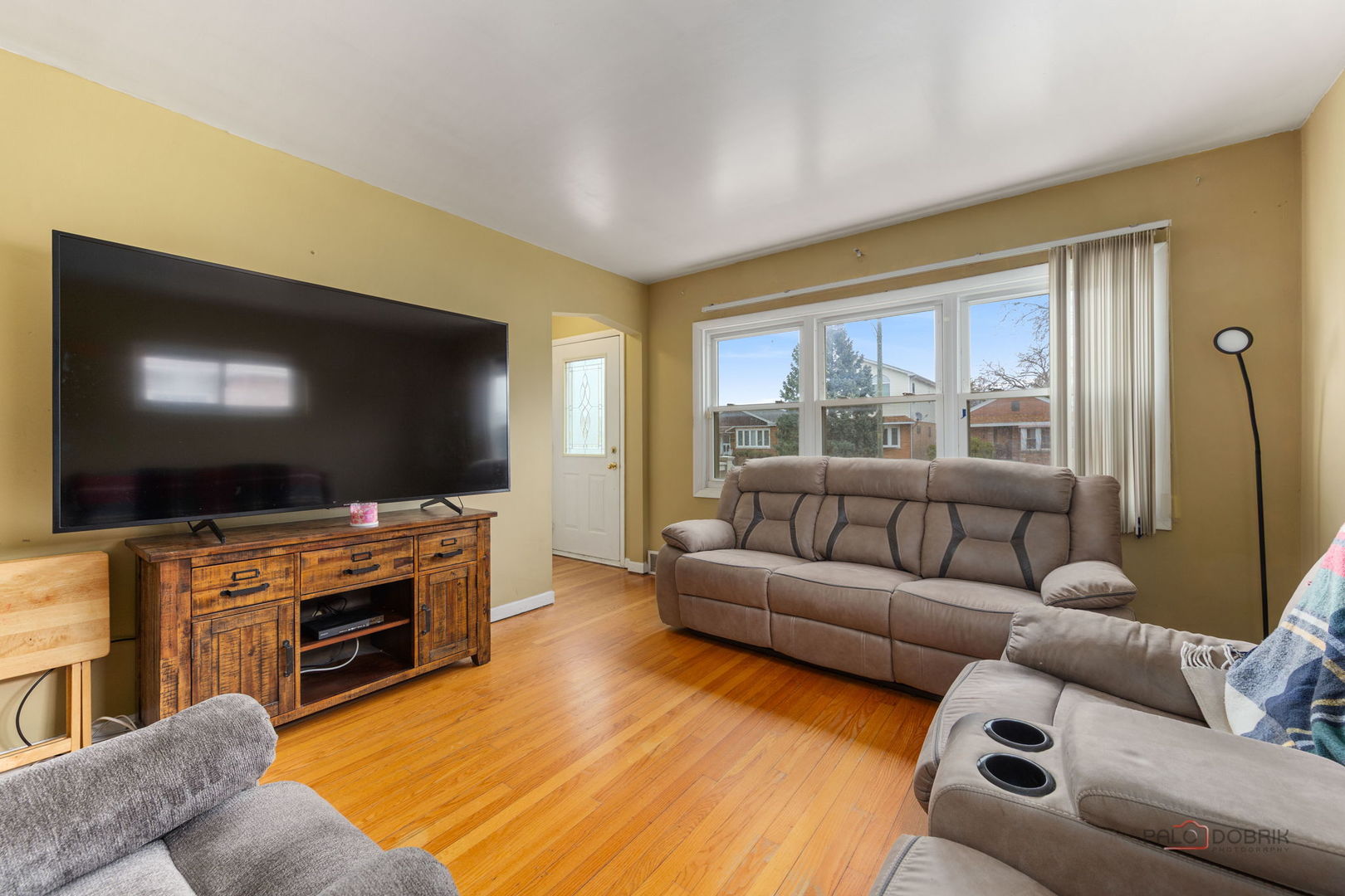 4026 Clarence Avenue, Stickney, IL 60402