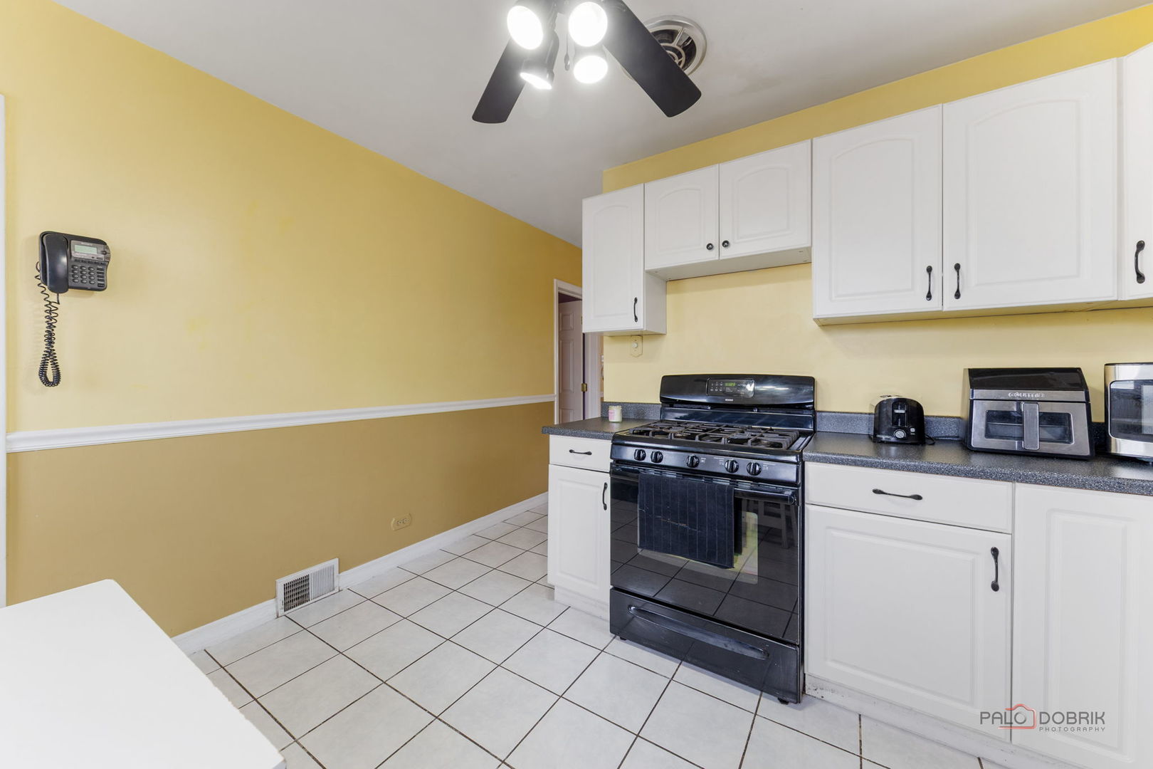 4026 Clarence Avenue, Stickney, IL 60402