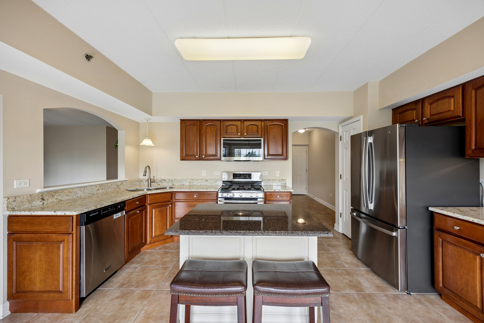 7920 Trinity Circle #2SW, Tinley Park, IL 60487