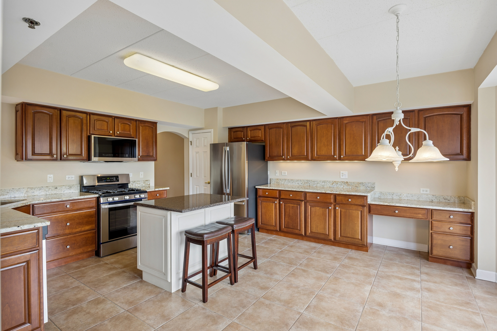 7920 Trinity Circle #2SW, Tinley Park, IL 60487