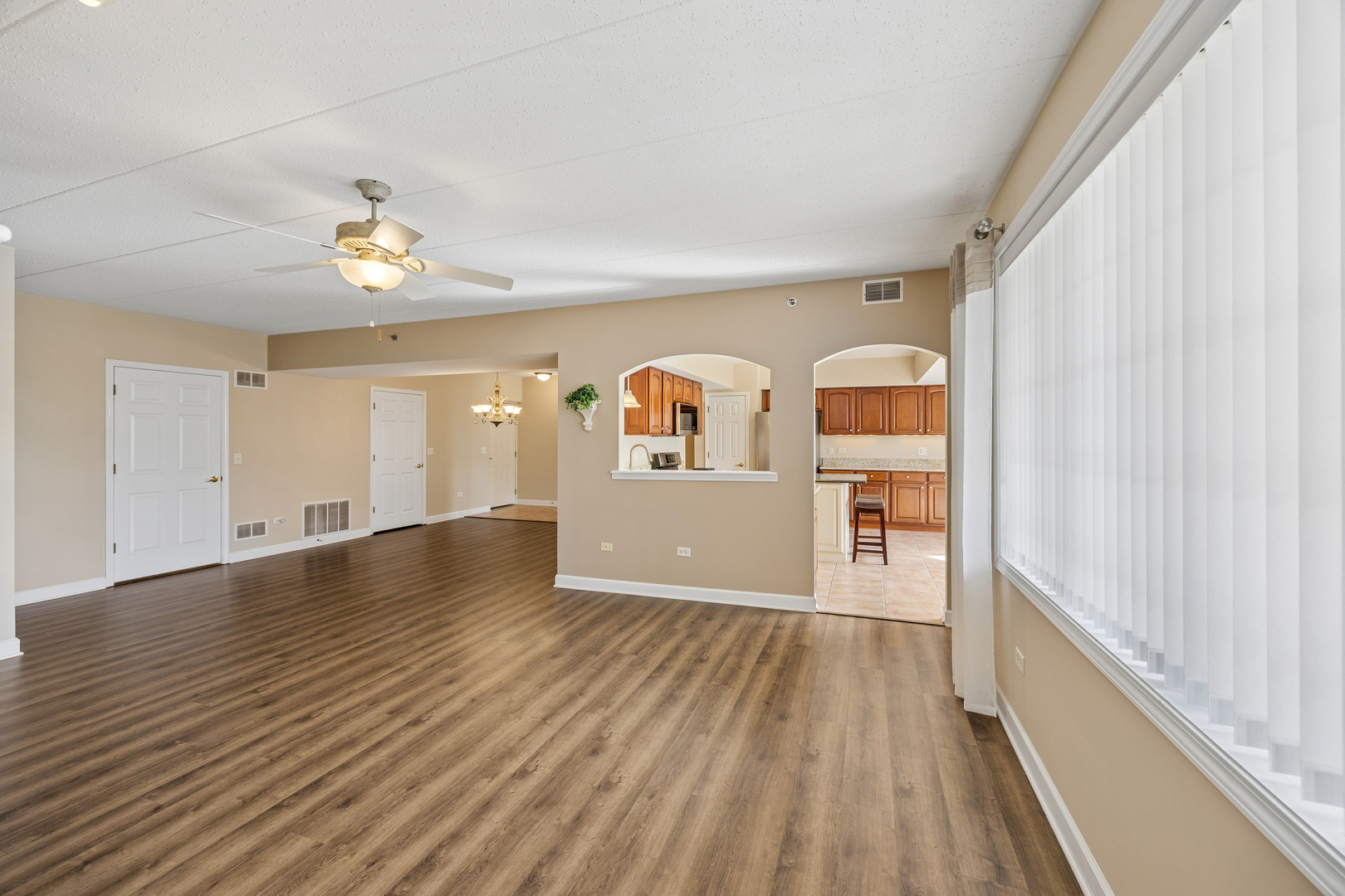 7920 Trinity Circle #2SW, Tinley Park, IL 60487