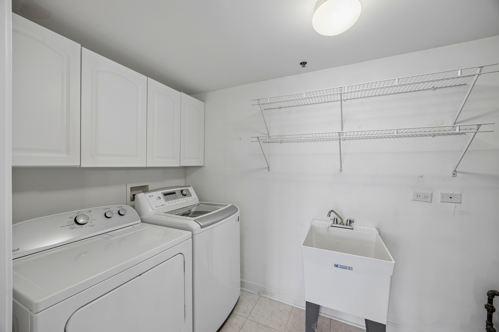 7920 Trinity Circle #2SW, Tinley Park, IL 60487