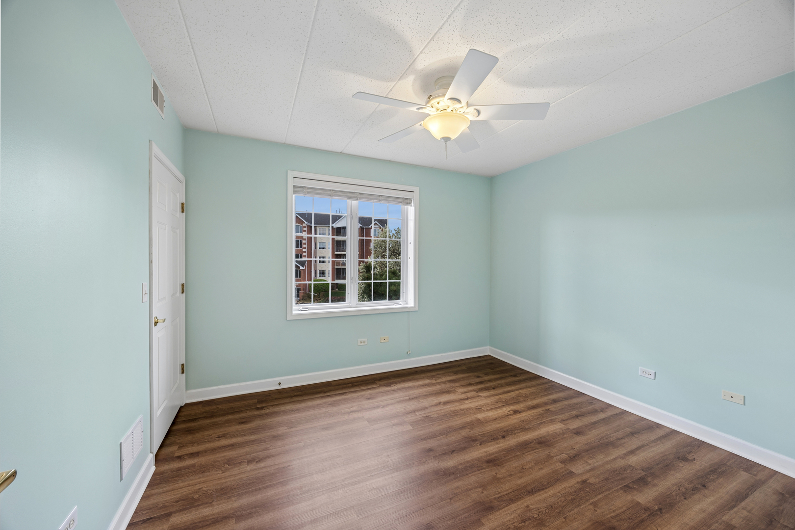 7920 Trinity Circle #2SW, Tinley Park, IL 60487