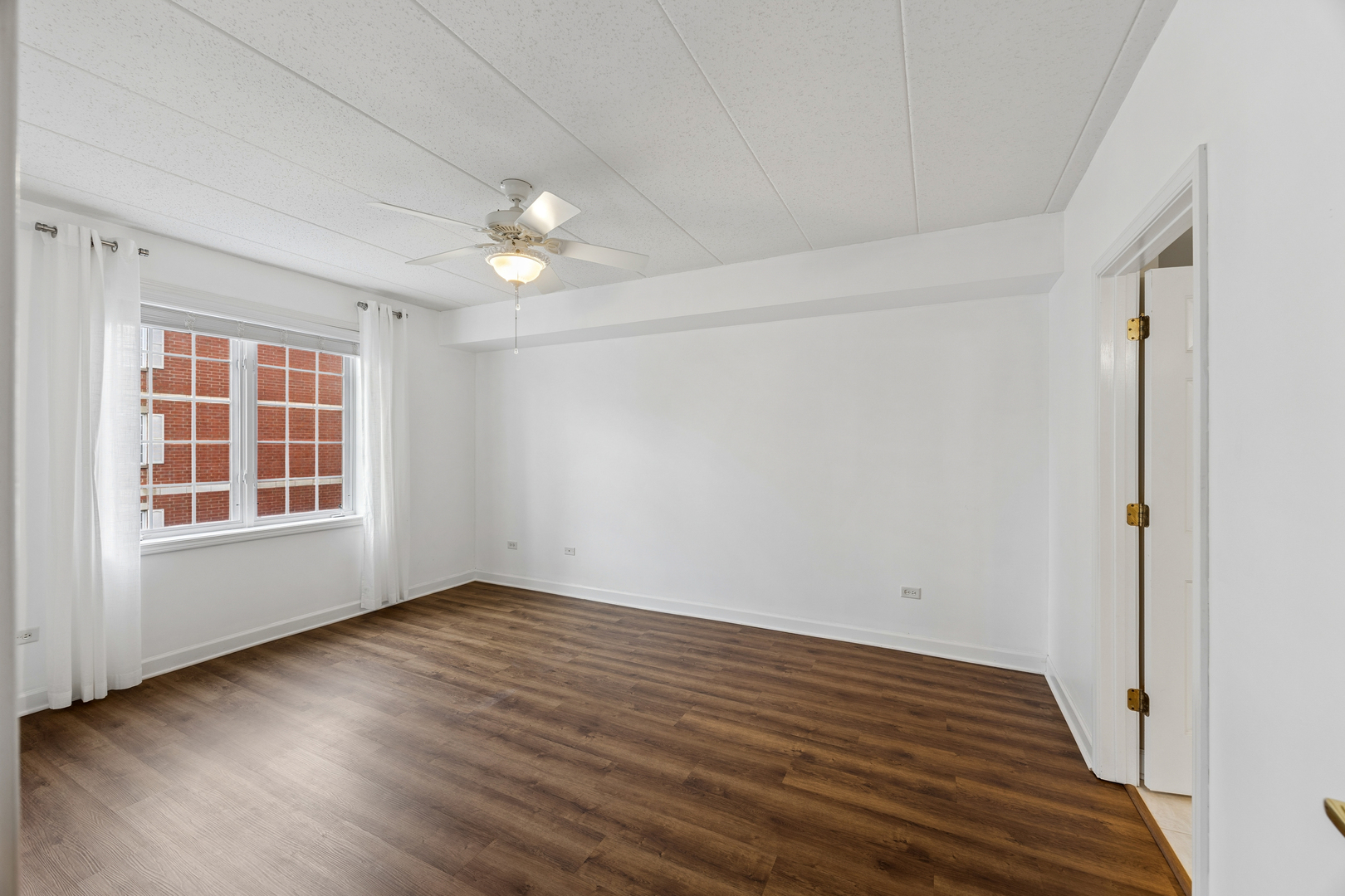 7920 Trinity Circle #2SW, Tinley Park, IL 60487