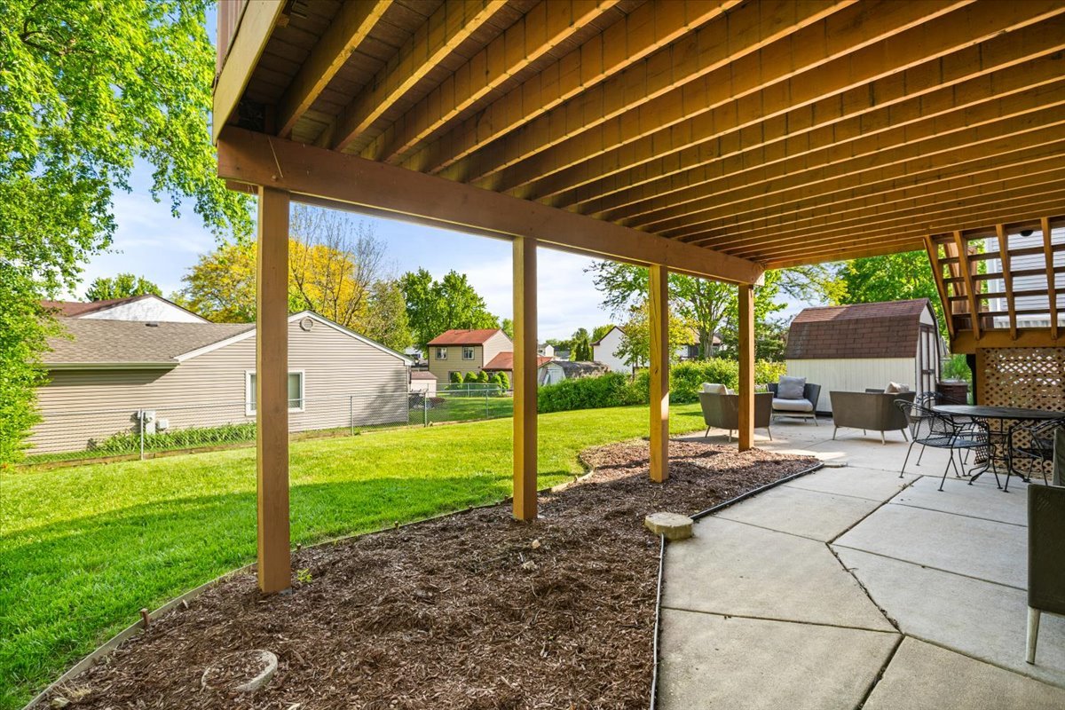 1151 W Bryn Mawr Avenue, Roselle, IL 60172