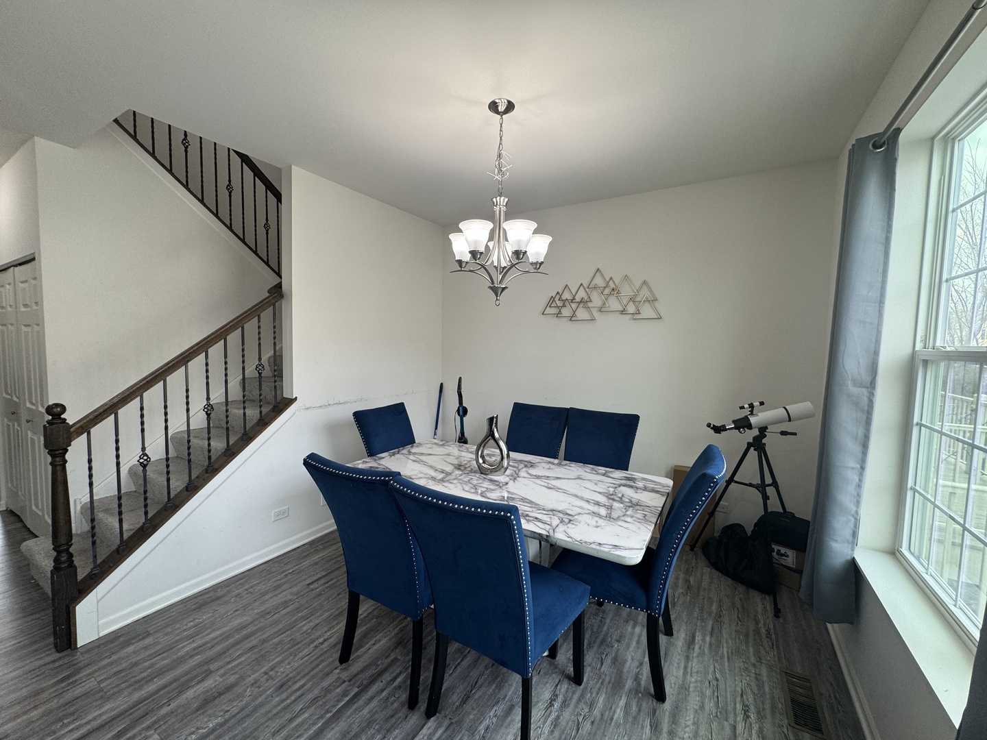 249 Lakeshore Drive, Oswego, IL 60543