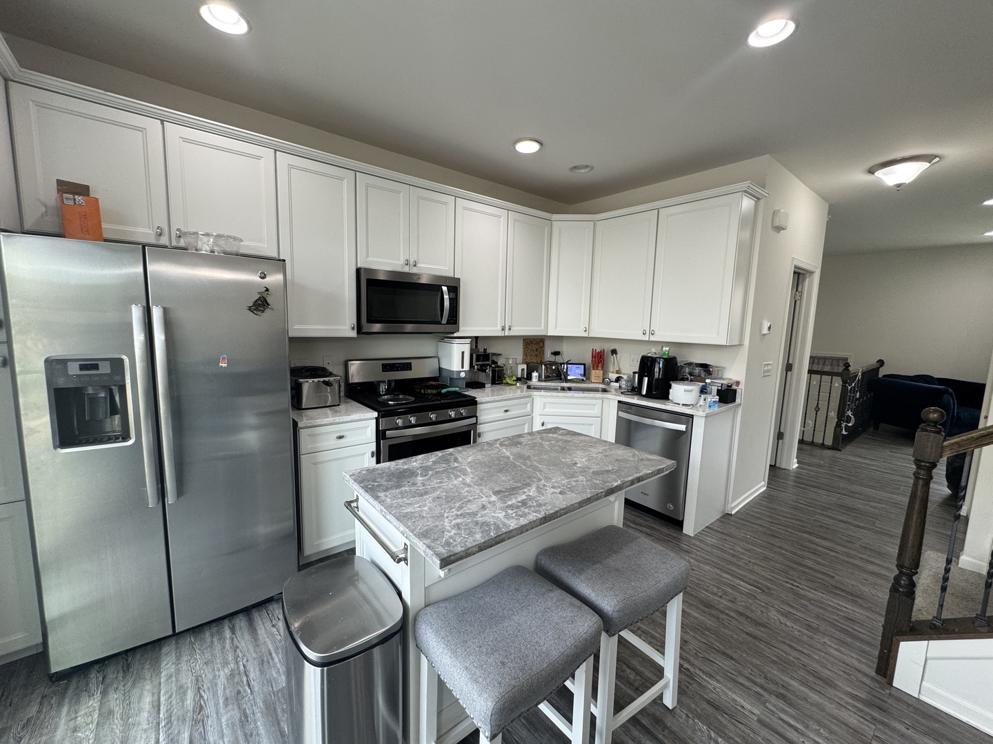 249 Lakeshore Drive, Oswego, IL 60543