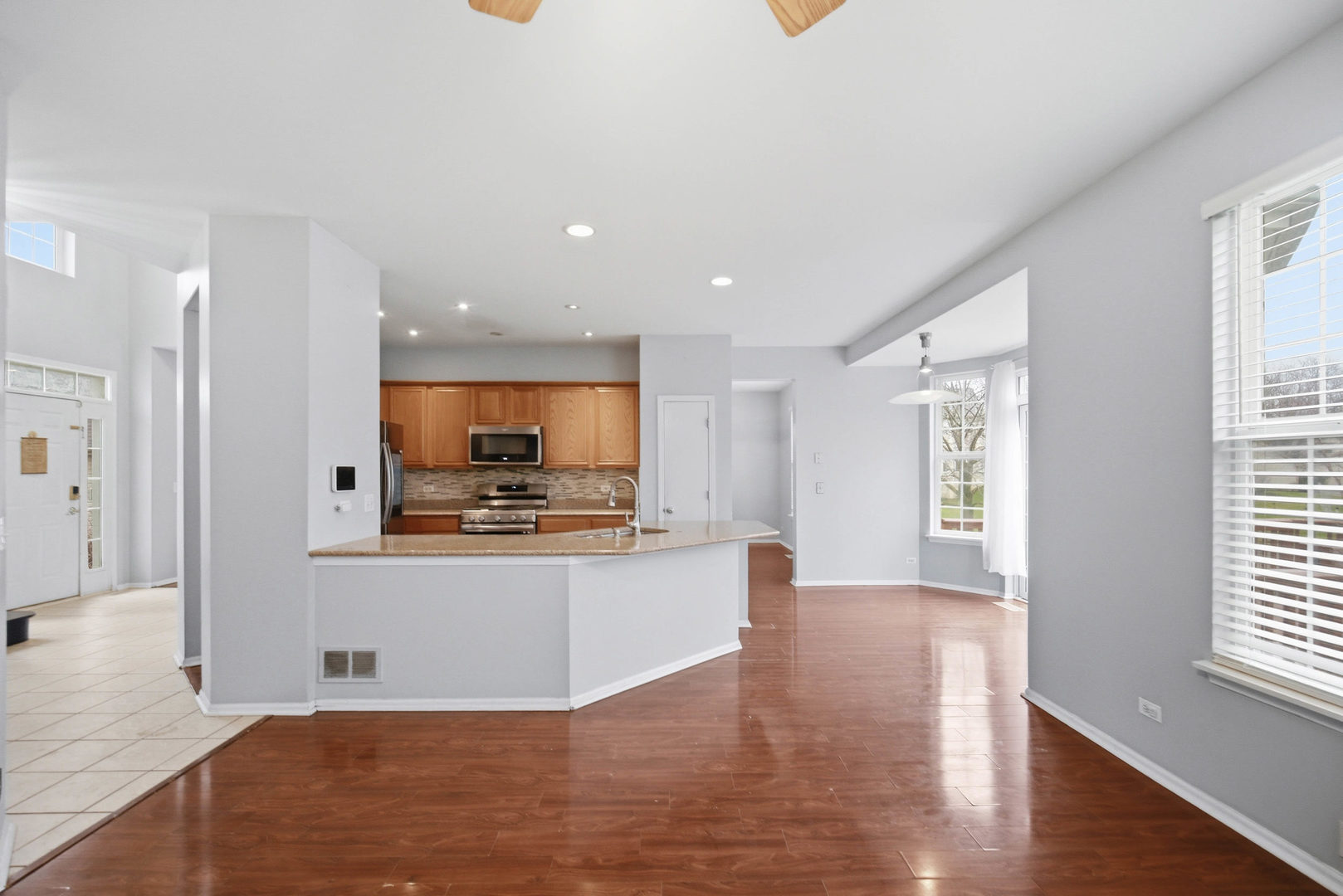 512 Normandy Lane, Barrington, IL 60010