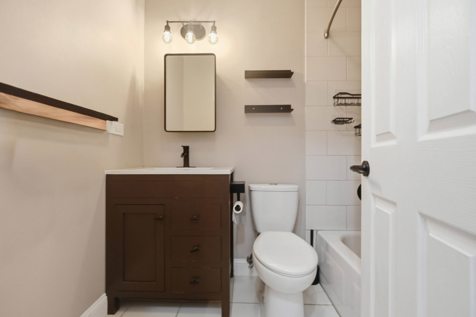 1502 7 Pines Road #C2, Schaumburg, IL 60193