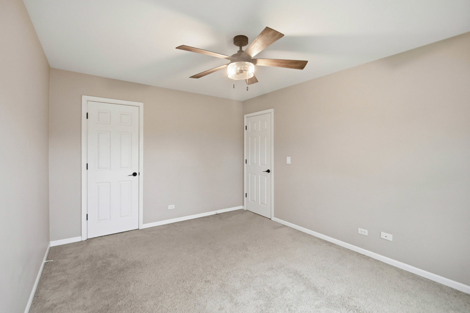 1502 7 Pines Road #C2, Schaumburg, IL 60193